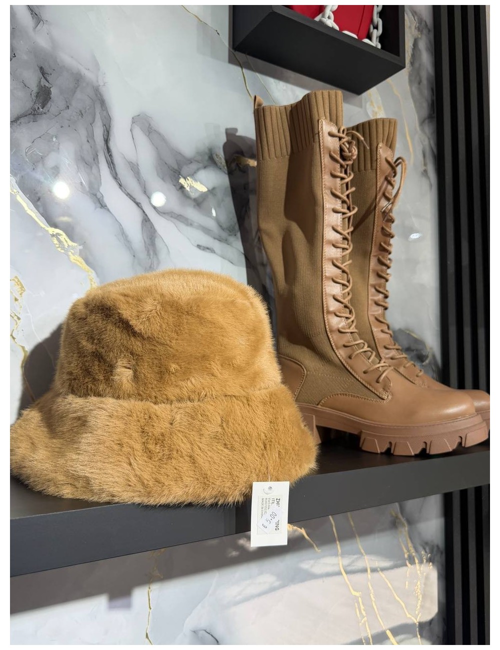 Anfibi alti con laccio