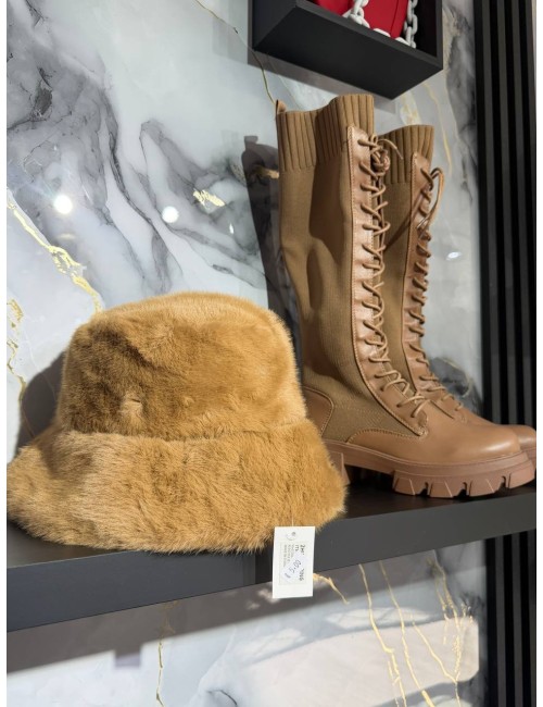 Anfibi alti con laccio