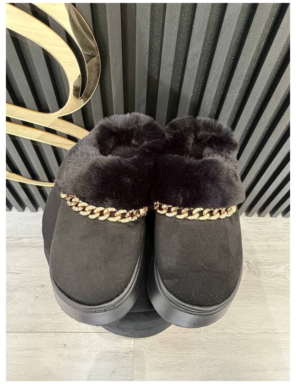 Ciabatte con pelliccia