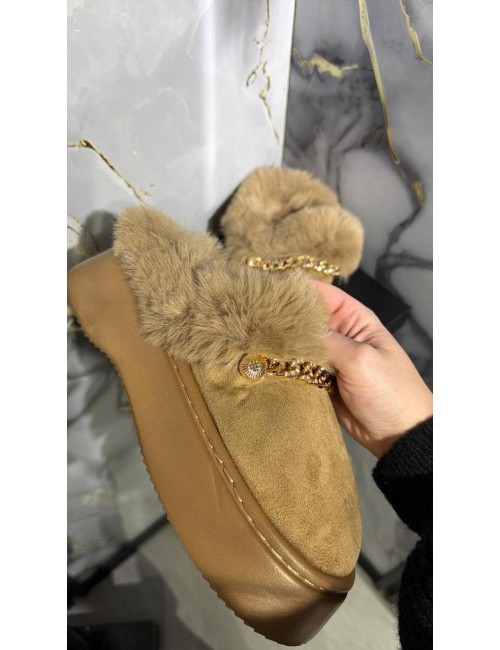 Ciabatte con pelliccia