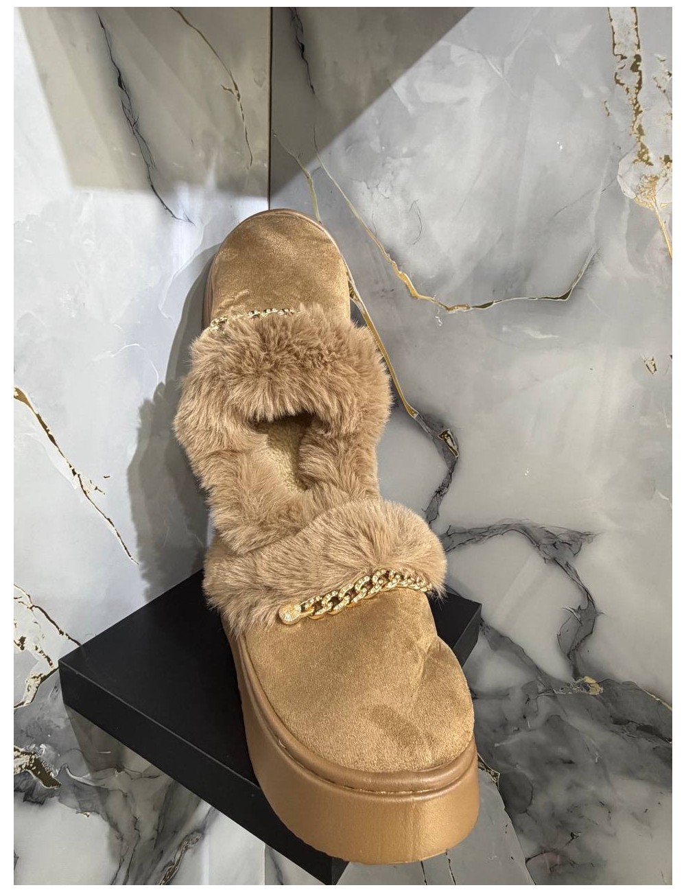 Ciabatte con pelliccia