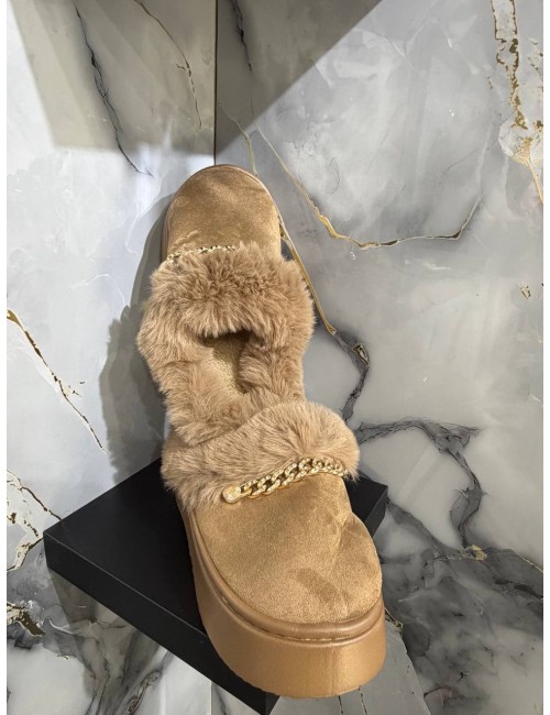 Ciabatte con pelliccia