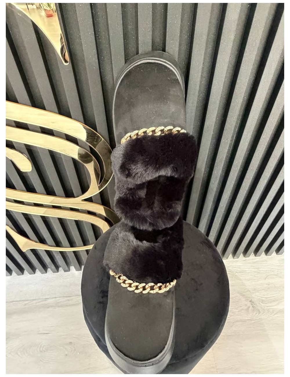 Ciabatte con pelliccia
