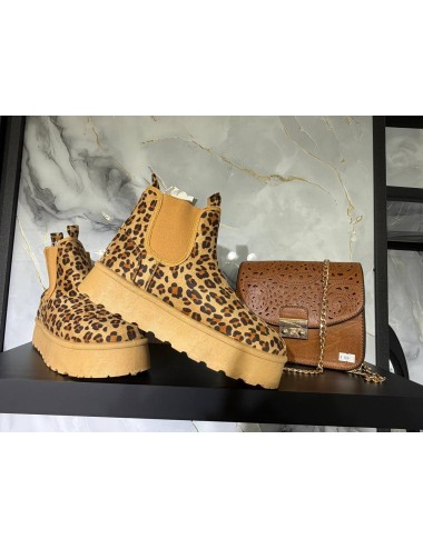 Stivaletto con pelliccia