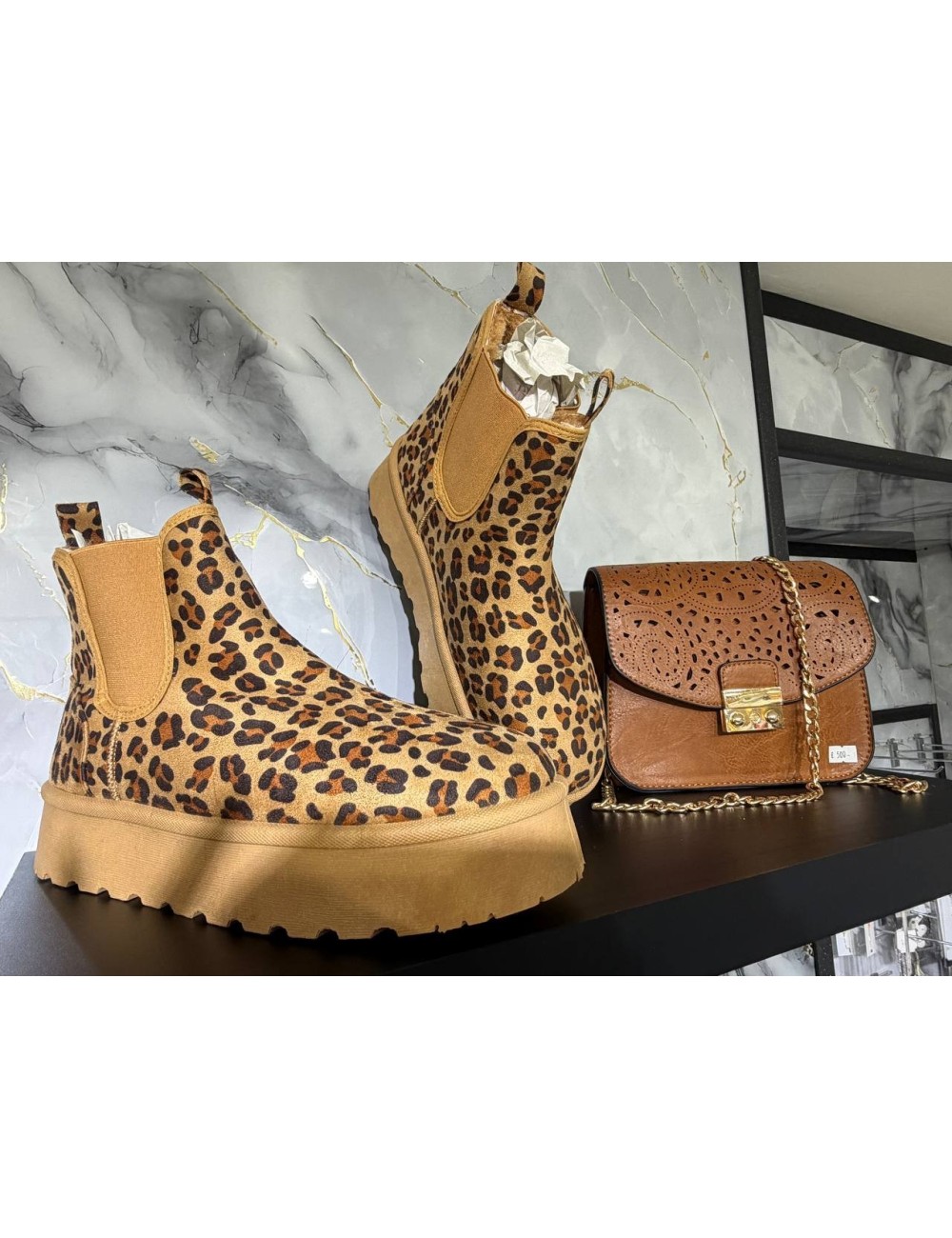 Stivaletto con pelliccia