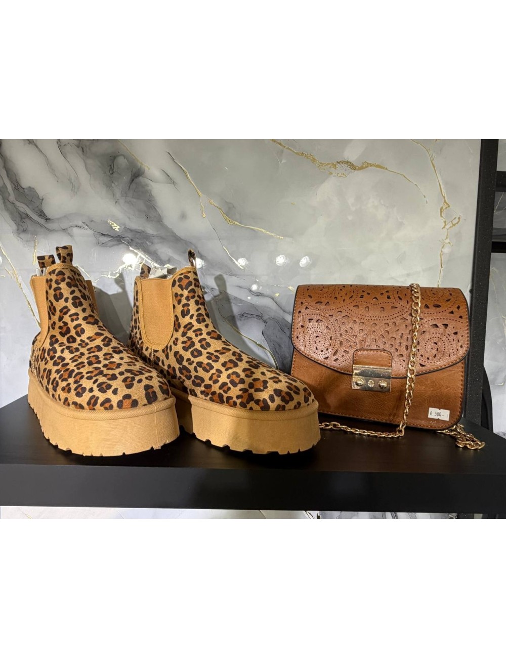 Stivaletto con pelliccia