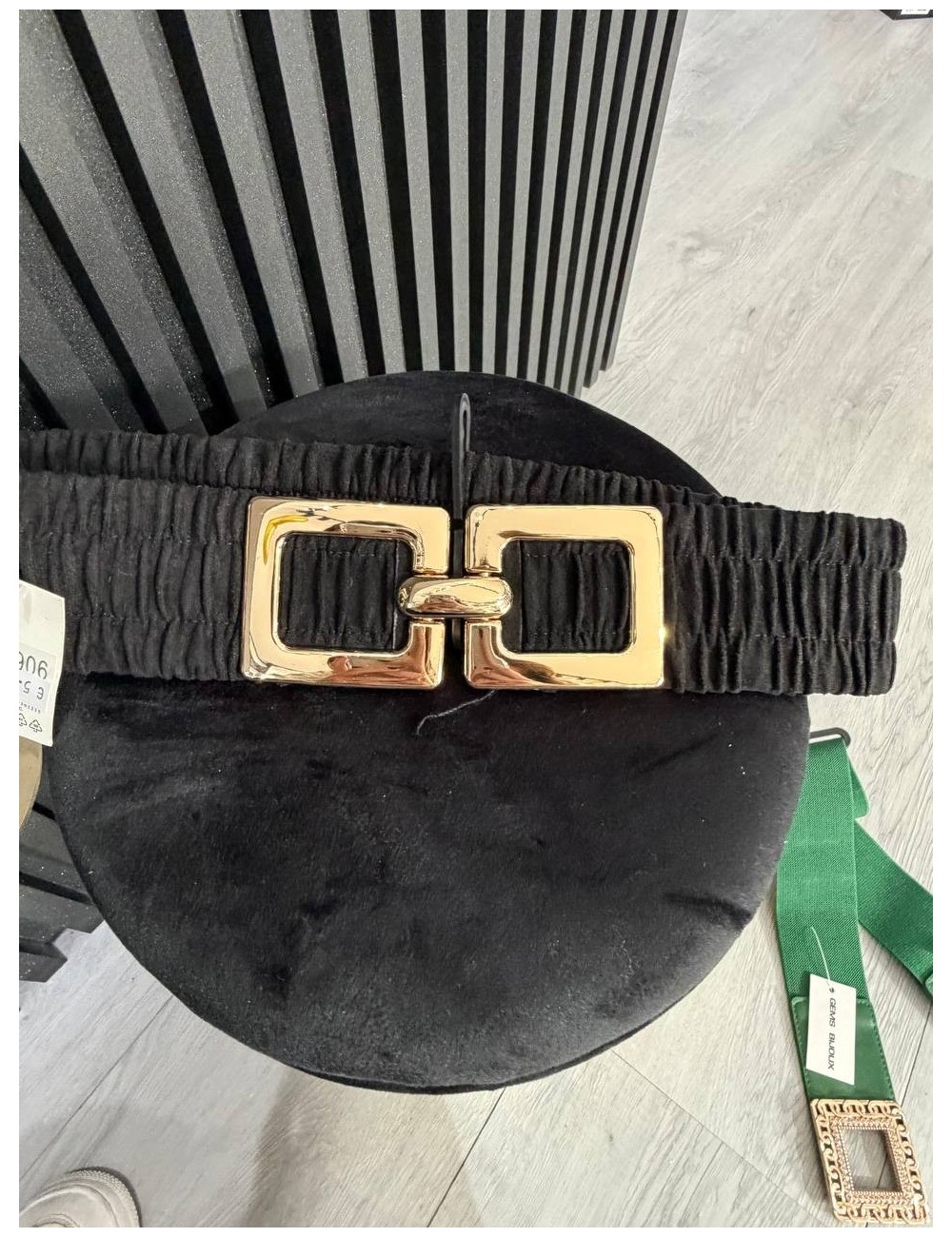 Cintura elastica con cinturino oro