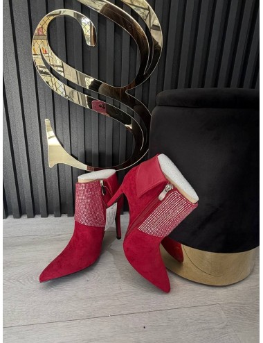 Stivaletto bordeaux con tacco