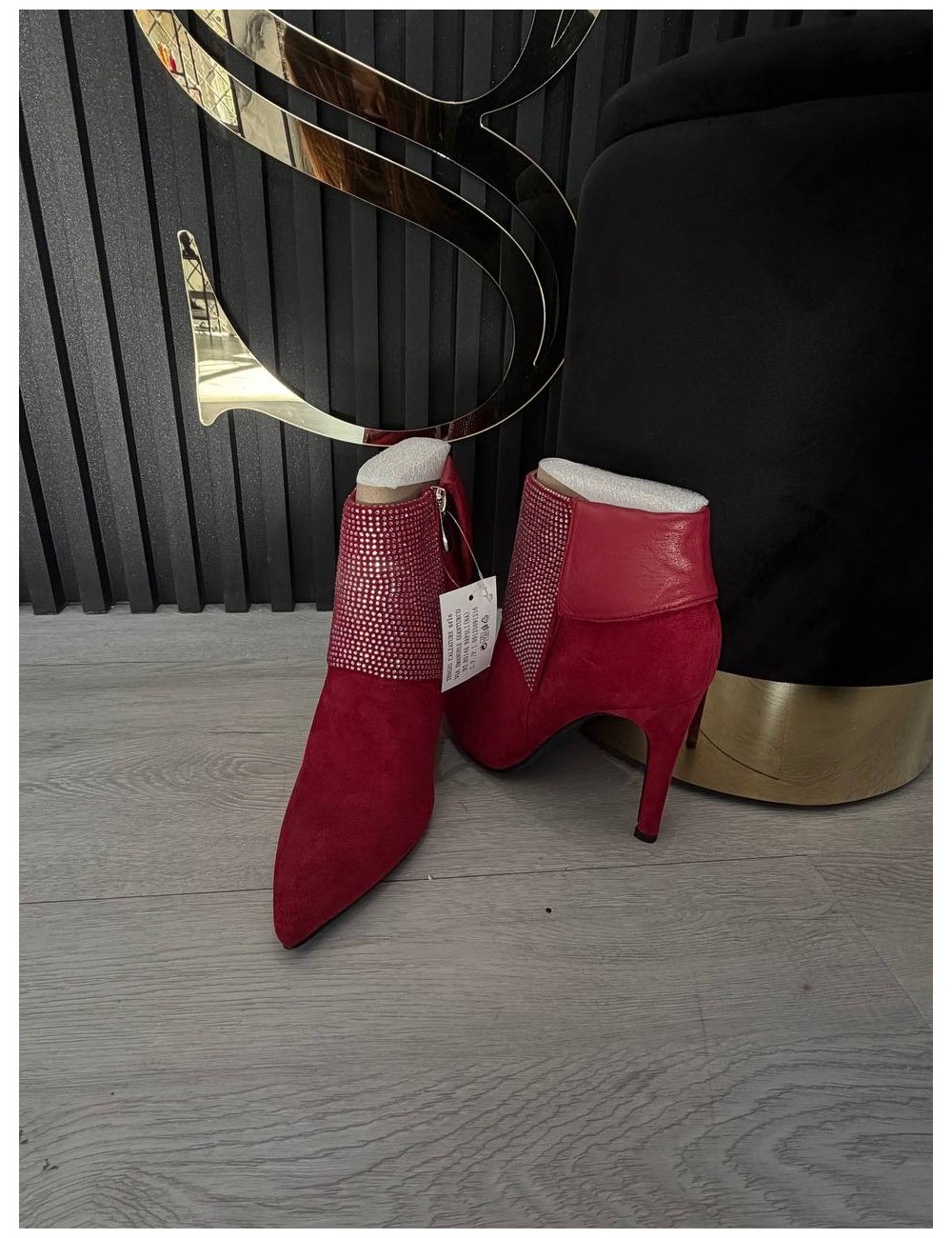 Stivaletto bordeaux con tacco