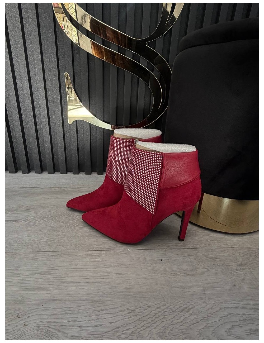 Stivaletto bordeaux con tacco