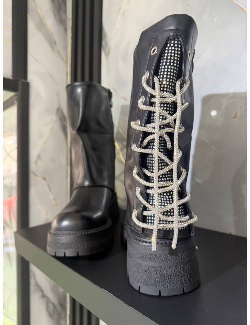 Stivale nero con strass