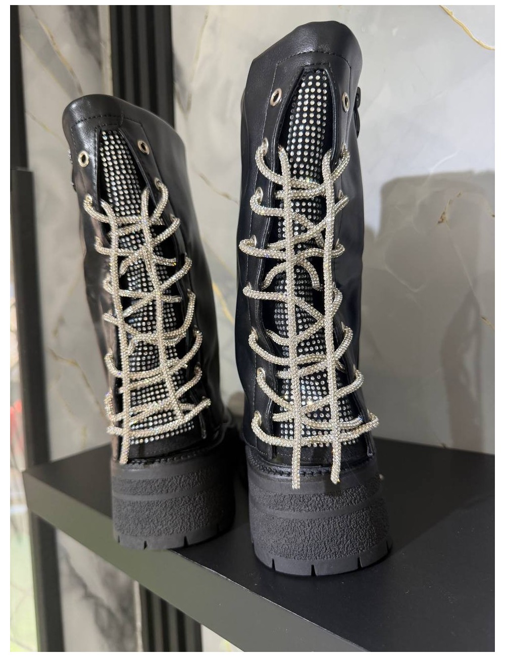 Stivale nero con strass