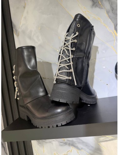 Stivale nero con strass